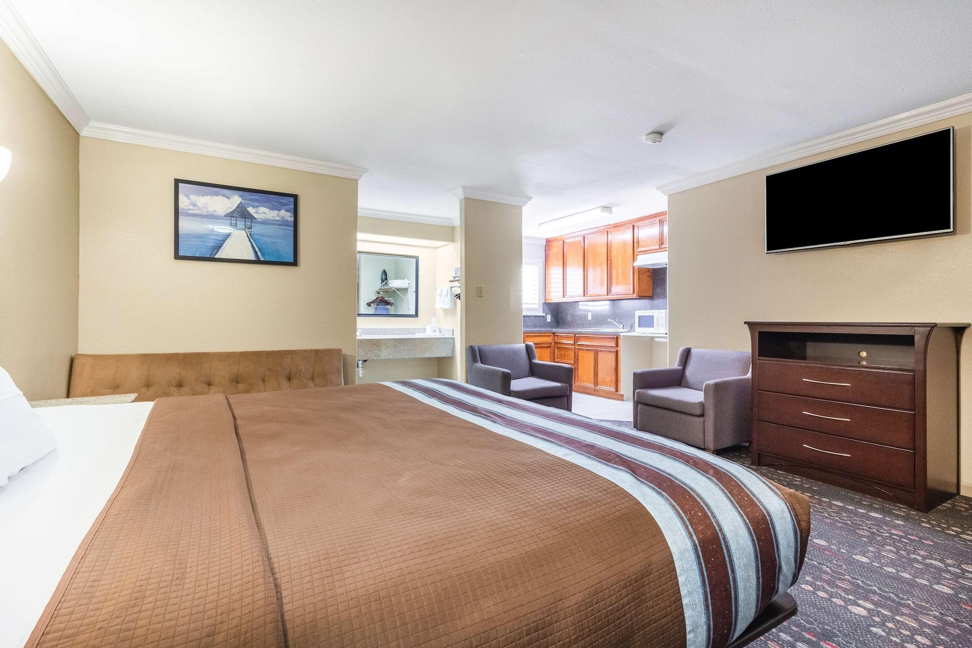 Motel Americas Value Heights At I-45